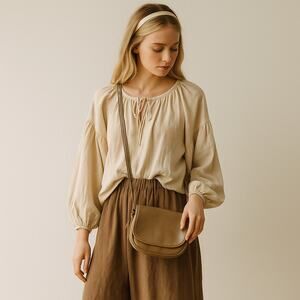 Vintage Jackson Tan Leather Crossbody Purse